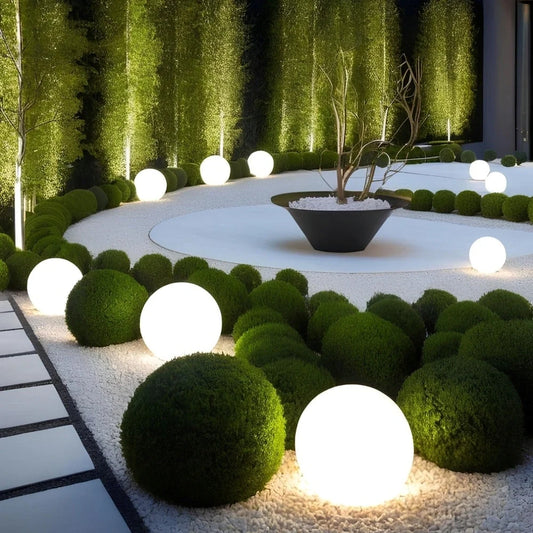 Spherical Outdoor Garden Light - Elegant Solar-Powered Illumination