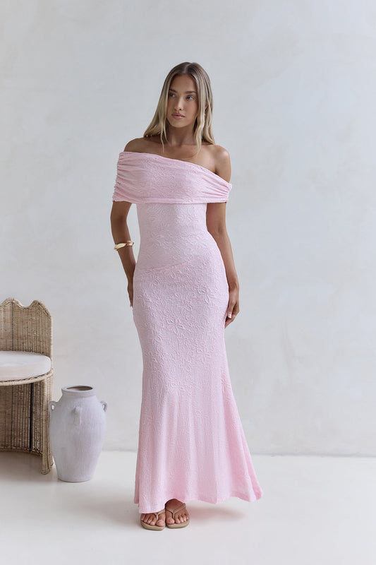 Off-Shoulder Maxi Kjole for Effortless Beach and Casual Looks