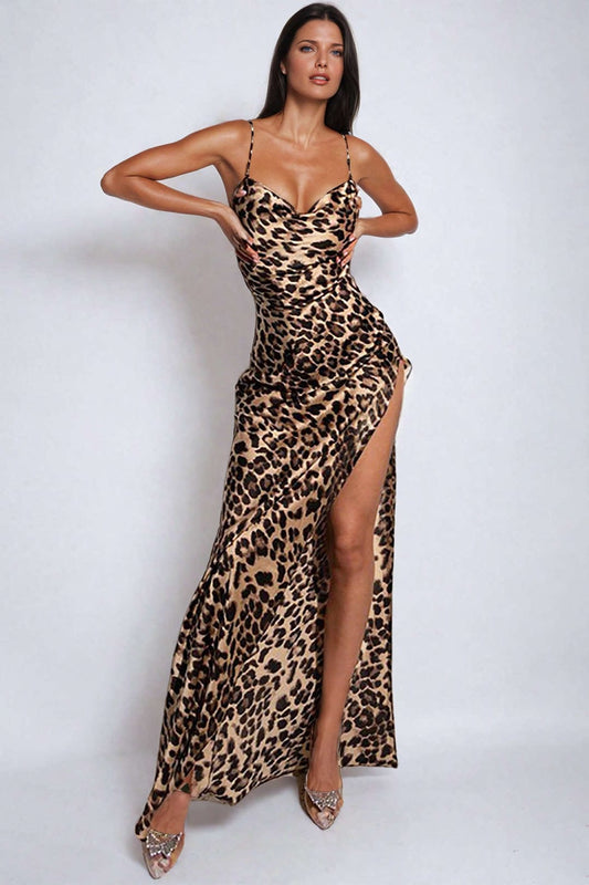 Amelie | Forførende Leopard Maxikjole – Sensuel Stil med Beinsplit