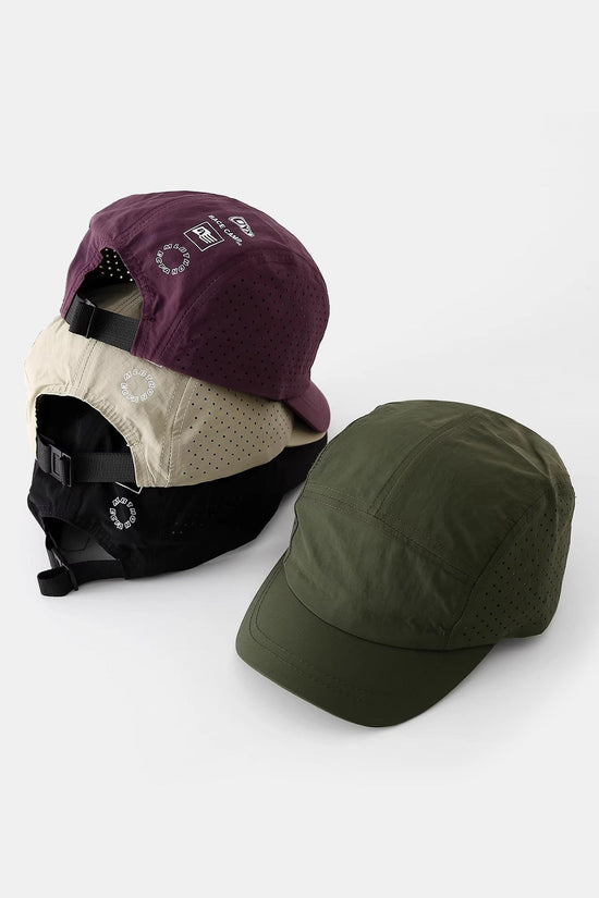 Hurtigtørrende Perforeret Korte Skygge 5 Panel Camp Cap - Bagpå Trykt Logo Justerbar Sport- og Løbehat