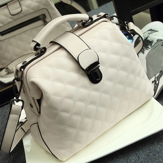 Margriet – Retro Clutch med Elegant Design og Høj Kvalitetsfinish