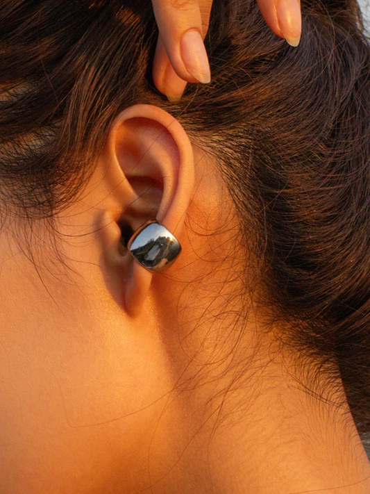 Isis Chunky Silver Ear Cuff