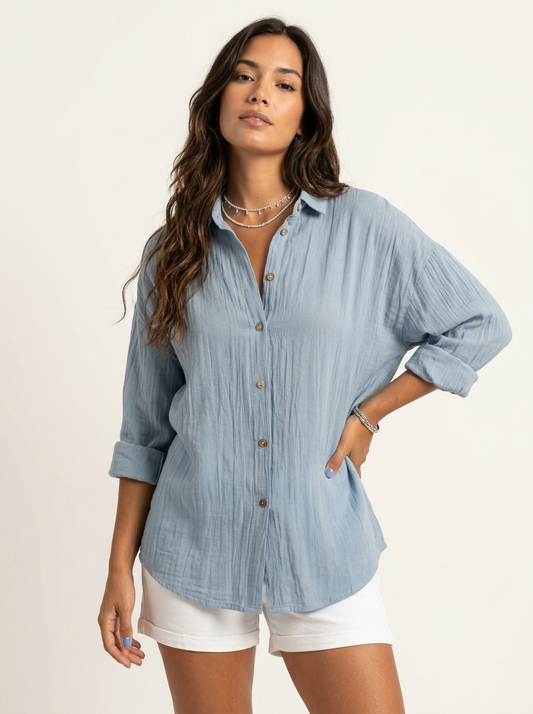 Luftig damebluse med knapper – Élise