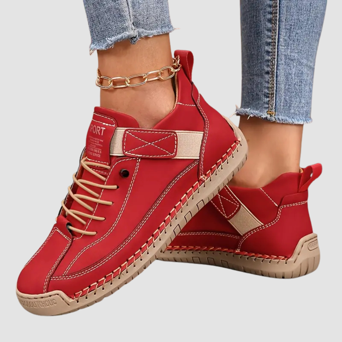 Damesneakers med snørebånd, sidespænde og kraftig flad sål