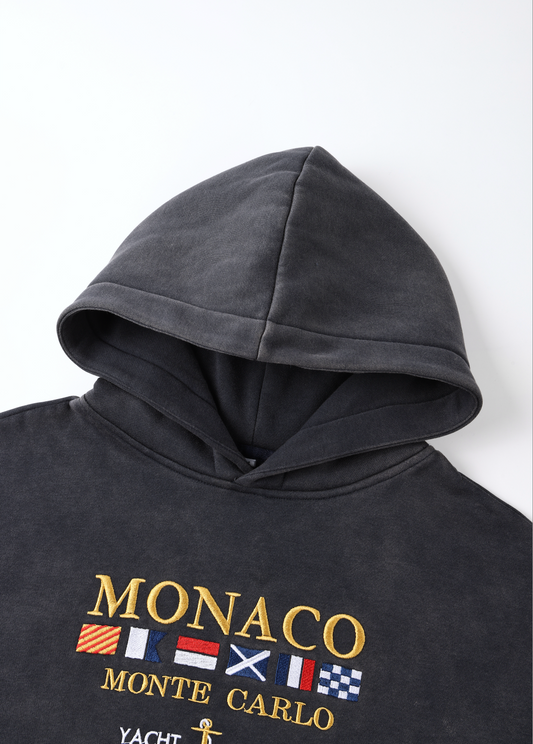 Mørkegrå herre hættetrøje med hætte, kængurulomme og MONACO-fronttryk