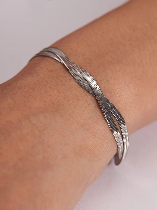 Suus Twisted Snake Chain Bracelet in Silver