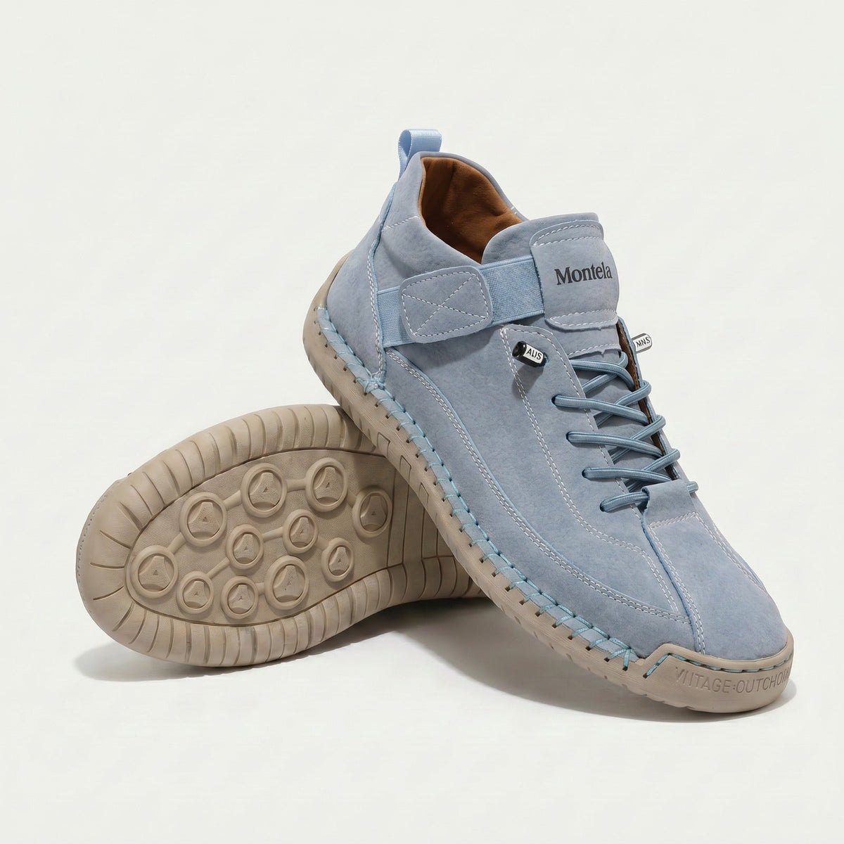 Høje damesneakers med snørebånd, remdetalje og rund tå