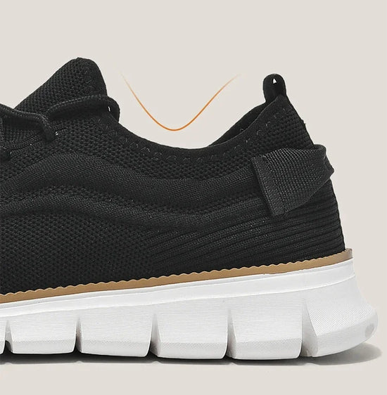 Strikkede sneakers med snørebånd