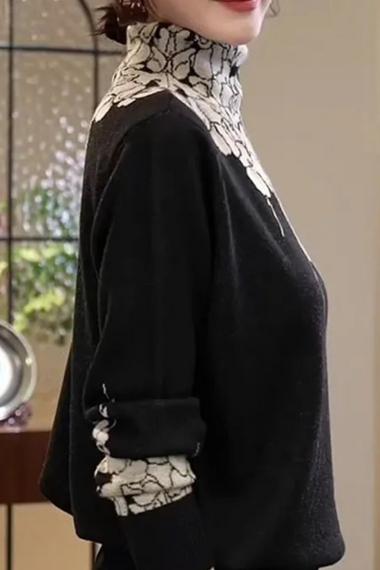Chic og Elegant Dame Turtleneck med Blødt Blomsterdesign
