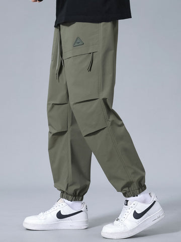 Mørkegrøn