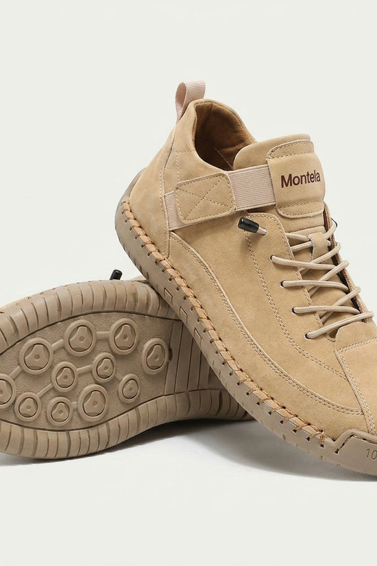 Høje damesneakers med snørebånd, remdetalje og rund tå
