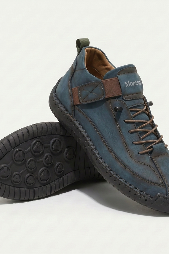 Høje damesneakers med snørebånd, remdetalje og rund tå
