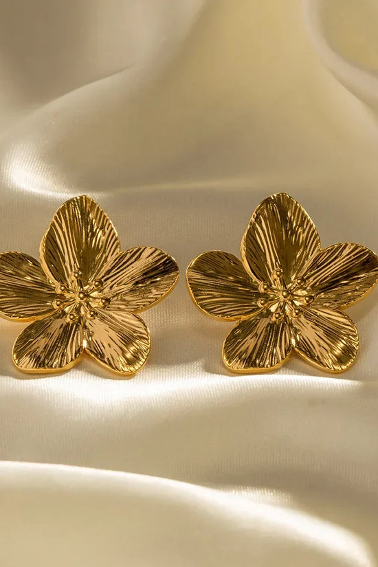 Elegant Guld Finish Blomstørklæder til Damer | Tidløse Statement Smykker til Festlige Begivenheder